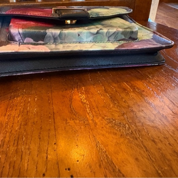 Ted Baker London Floral Envelope Crossbody Bag - Picture 11 of 13